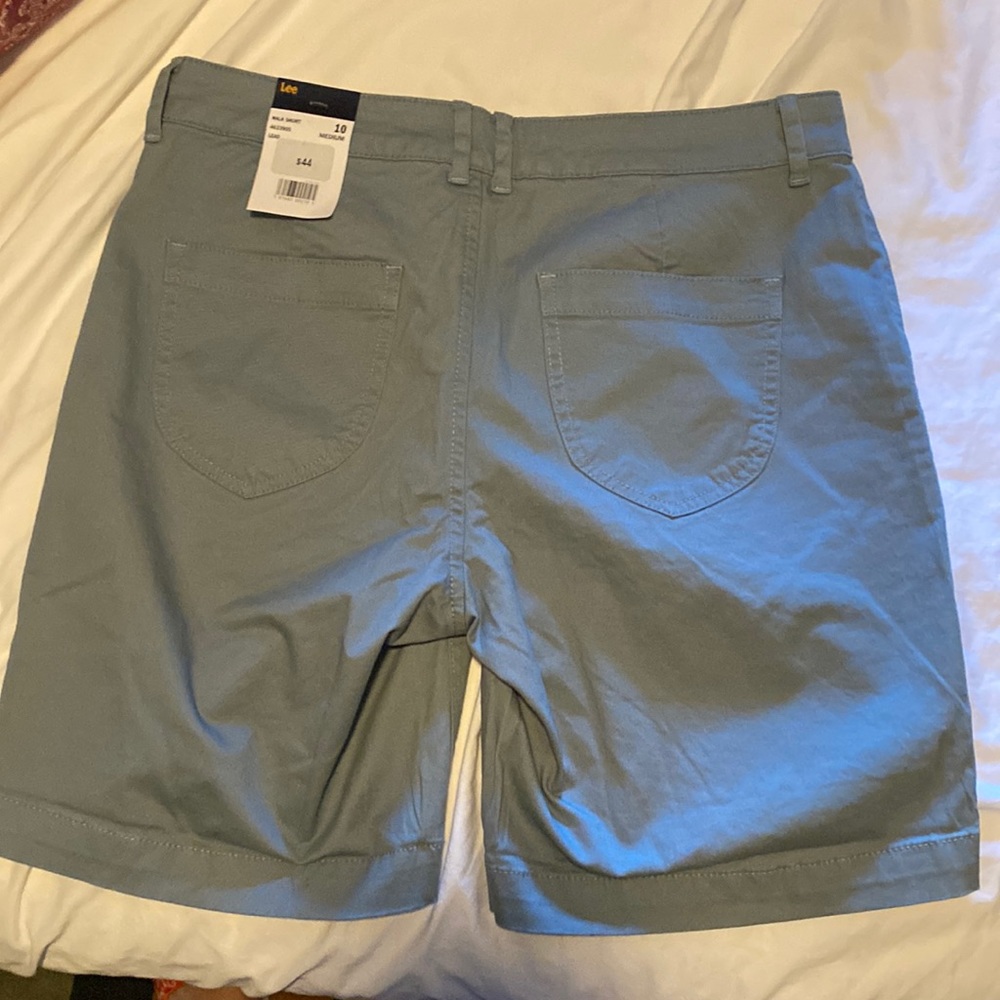 NWT. Lee shorts green/blue